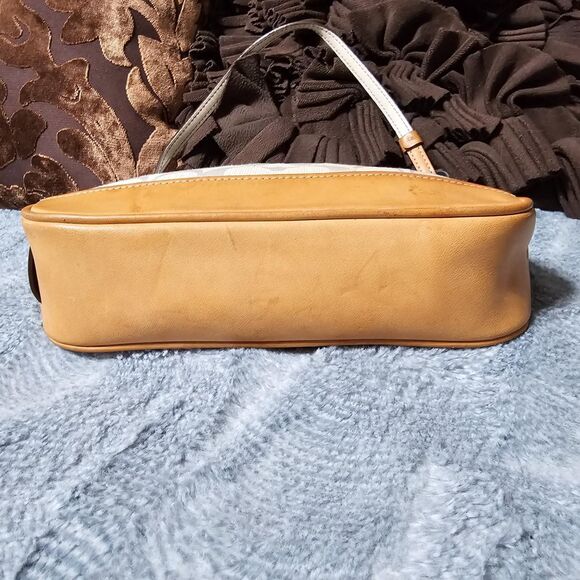 2004 y2k rare white coach c4d8 - Picture 3 of 5